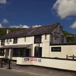 Cymau Olde Talbot Inn