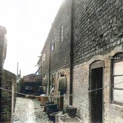 Farndon Street Kendrick Place 1 7 Rear 1933 (just before the slum clearance)
