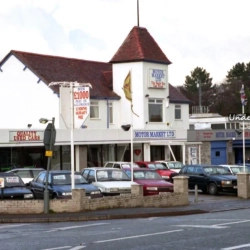 Pentre Bychan Motor Market, December 1995.