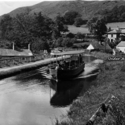 Pentrefelin, Llantysilio,1930is