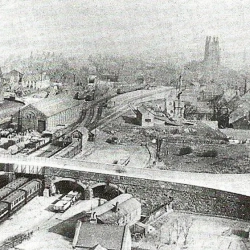 View towards Island Green from Watery Road